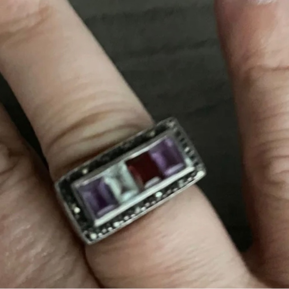 GEMSTONE RING-SIZE 8